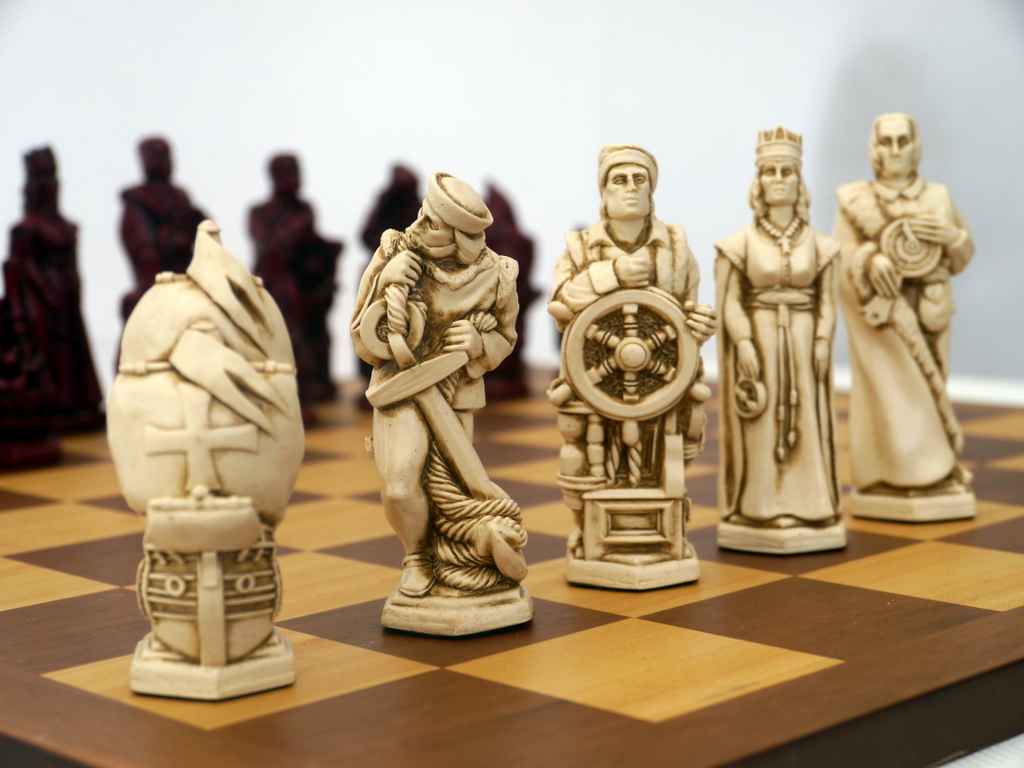 Saint Thomas and Prince Is 605-09 Unused short set Chess pieces