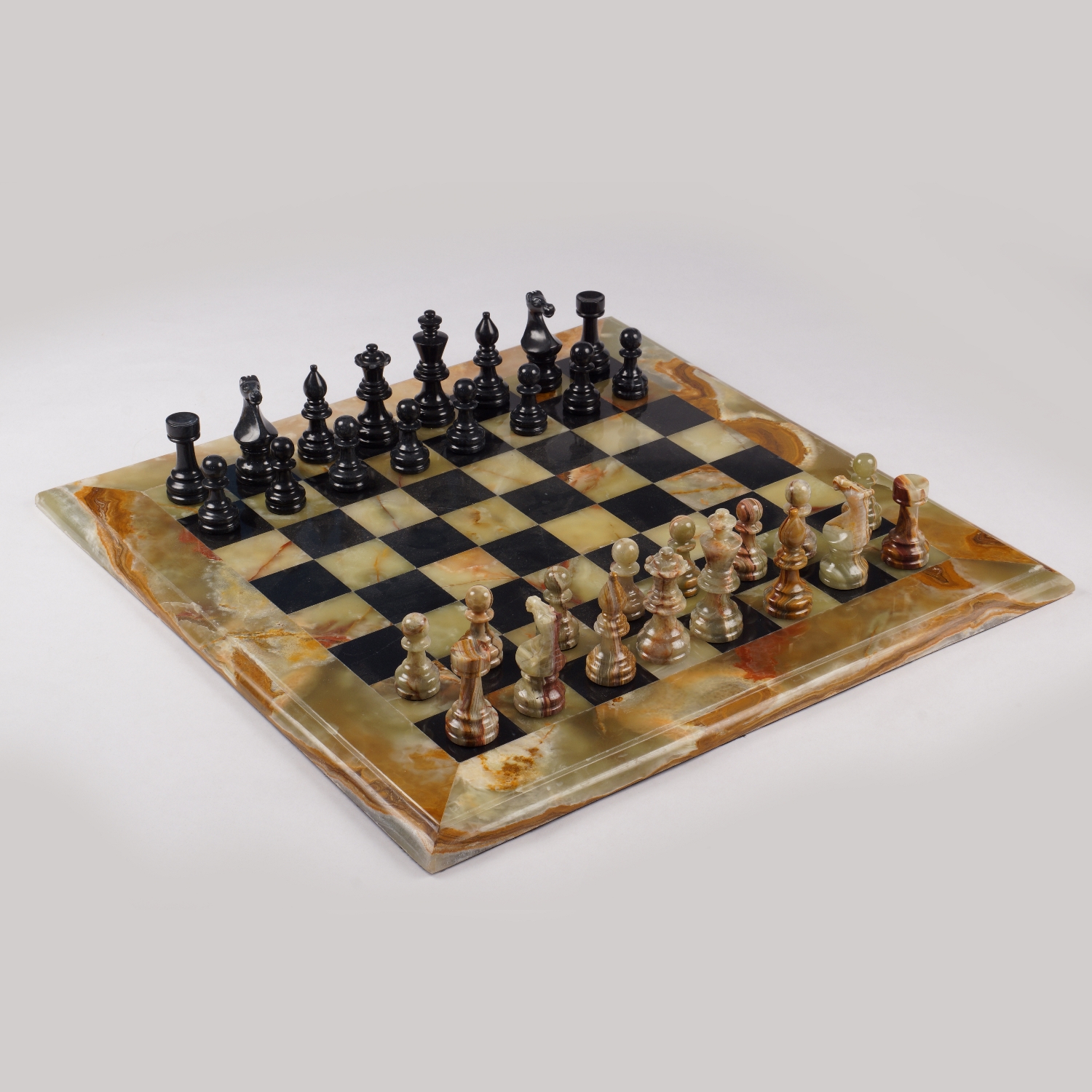 20" Deluxe Black & Green Marble Chess Set