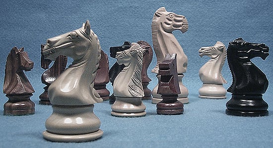 Your Move Chess & Games: How to Choose a Chess Set